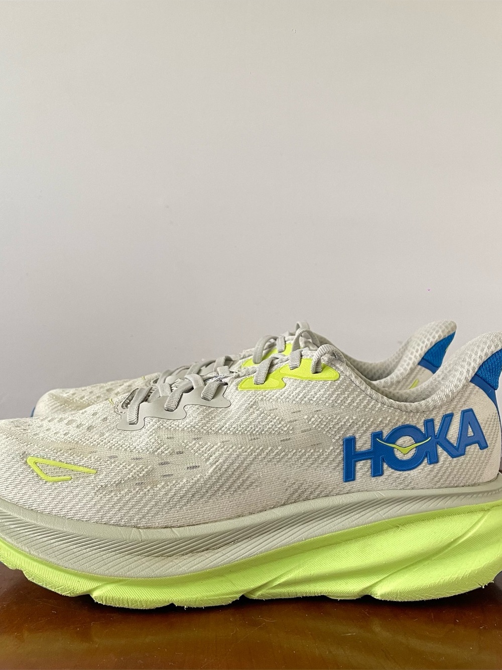 Hoka Clifton 9 Running Shoes | US men’s 8.5 - Picture 3 of 8